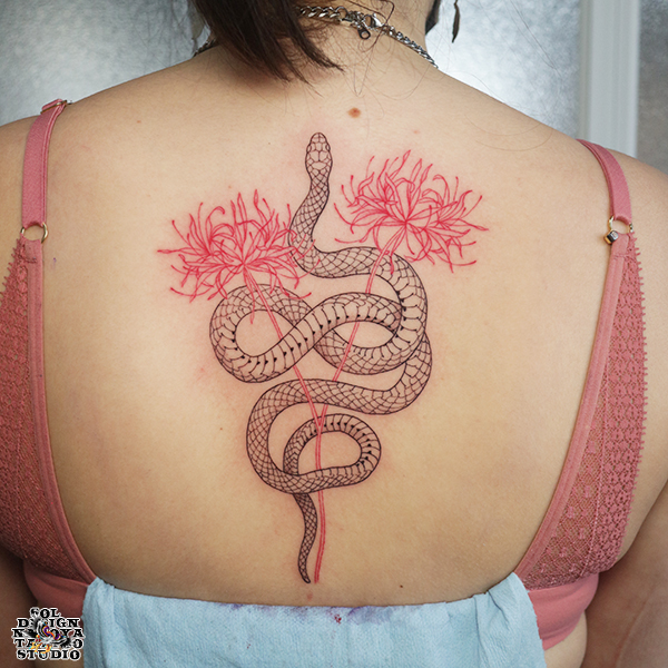 名古屋　タトゥースタジオ　女性